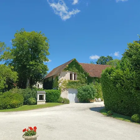 2 Bedroom In The Grounds Of A Chateau *