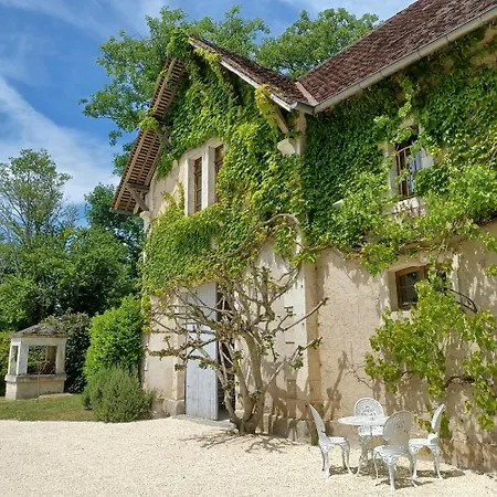 2 Bedroom In The Grounds Of A Chateau Apartmán