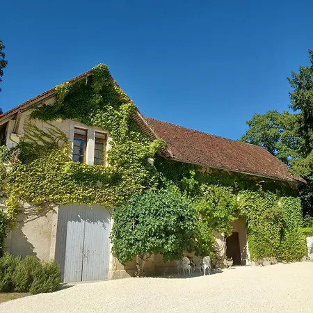 Apartmán 2 Bedroom In The Grounds Of A Chateau Saint-Paul-Lizonne